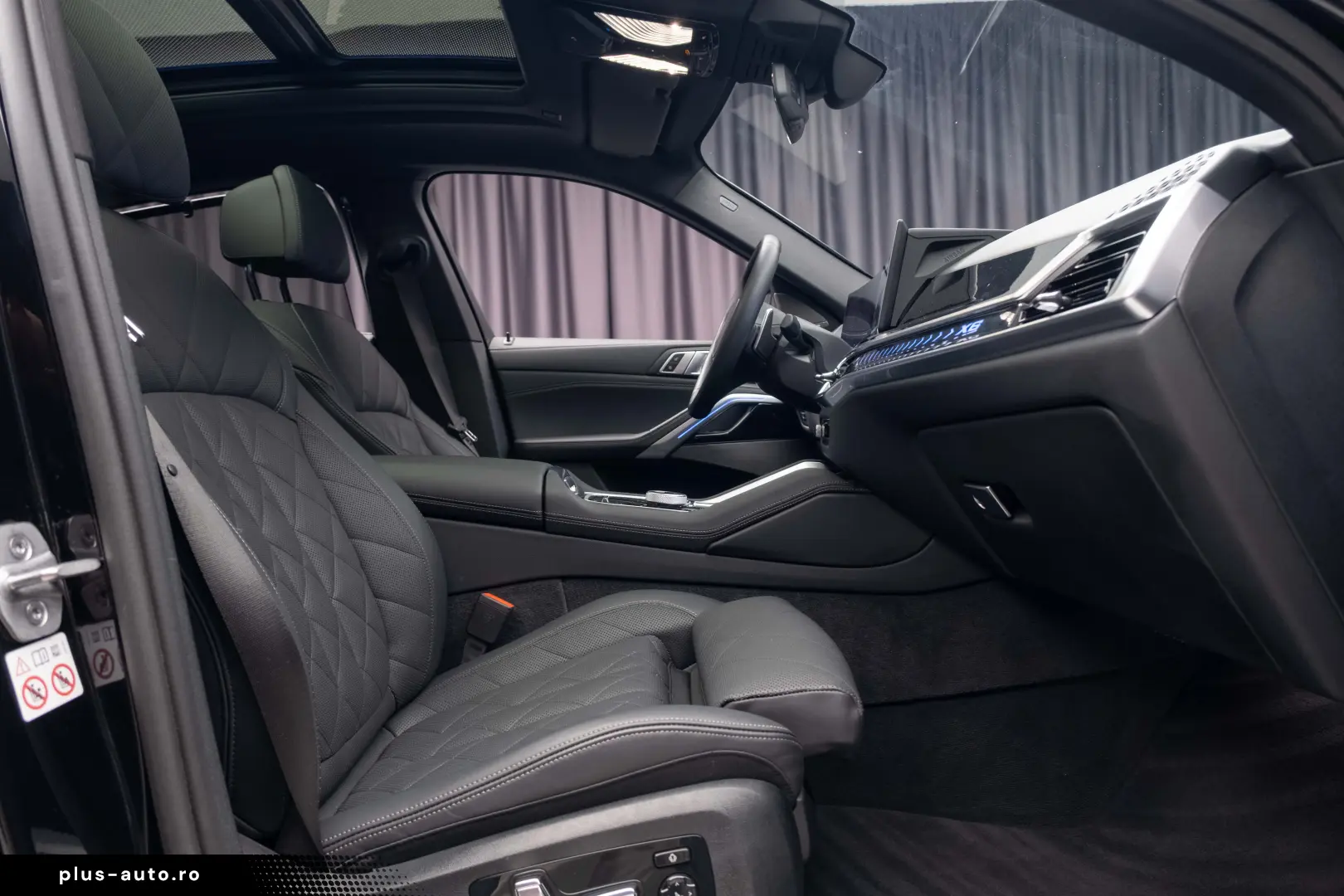 BMW X6 xDrive40i M-Sport Sky Lounge Iconic Glow Air Susp. TV