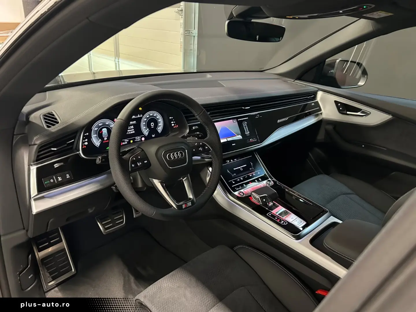 Audi Q8 TFSI E S-LINE PANO 22