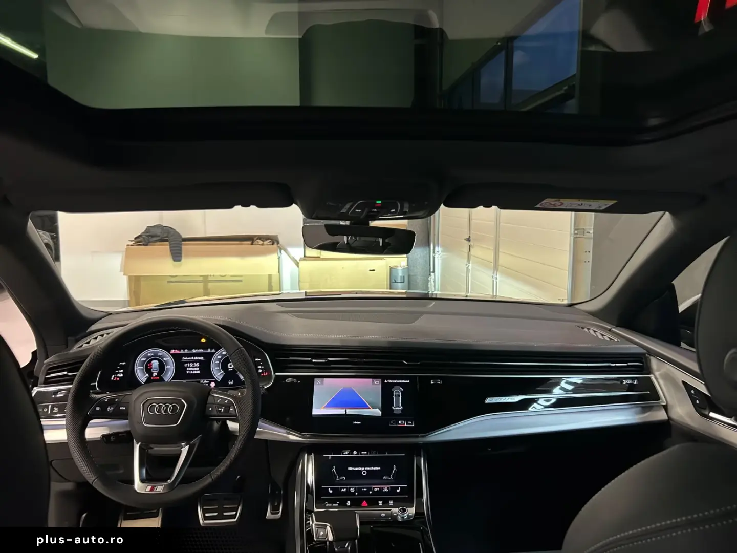 Audi Q8 TFSI E S-LINE PANO 22