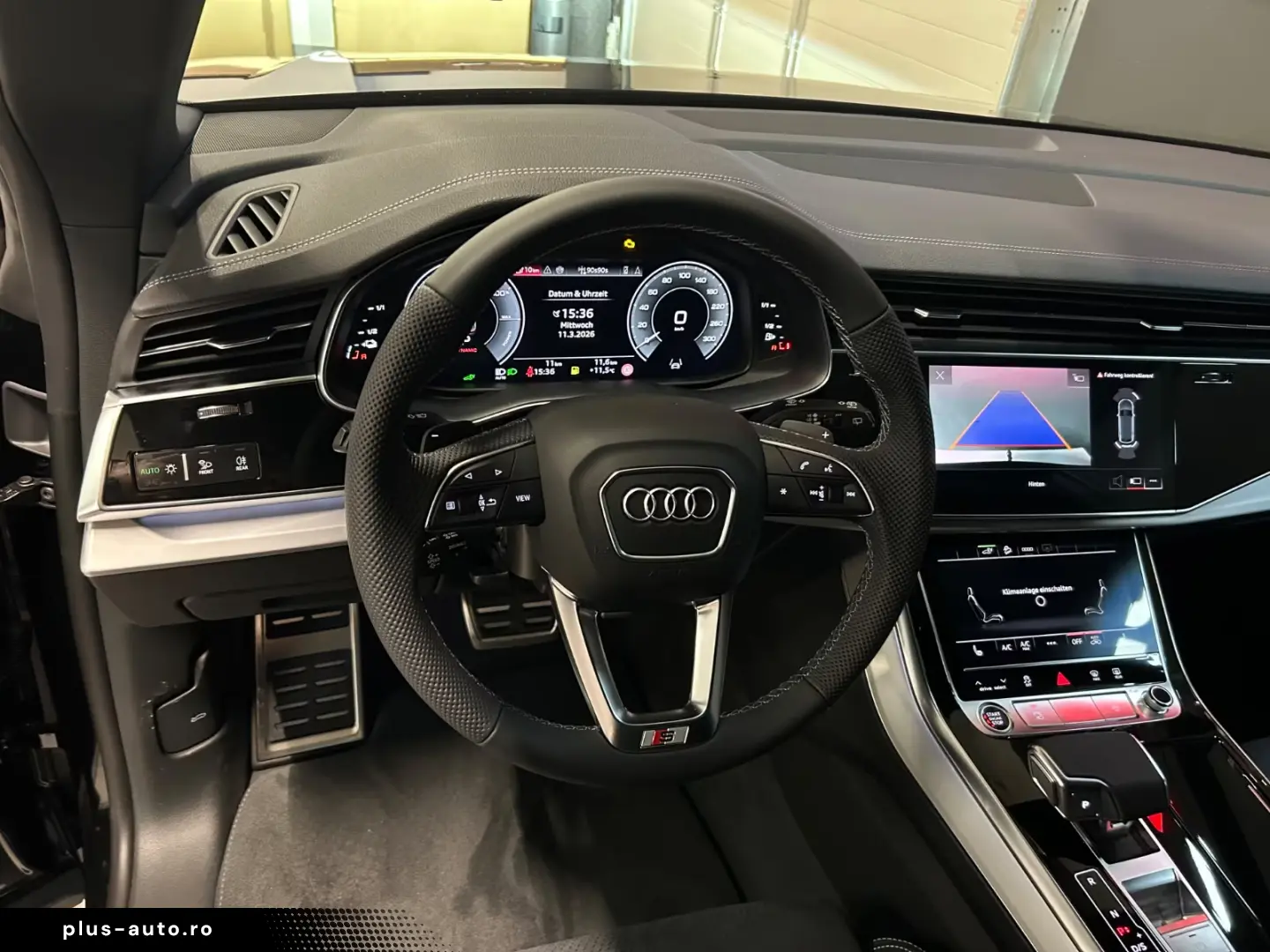 Audi Q8 TFSI E S-LINE PANO 22