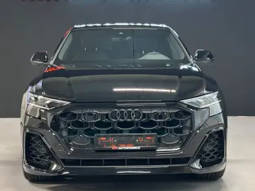 Audi Q8 TFSI E S-LINE PANO 22