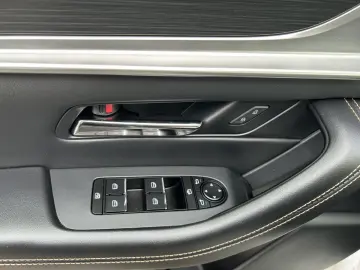 MAZDA CX-80 2.5L PHEV 8AT AWD