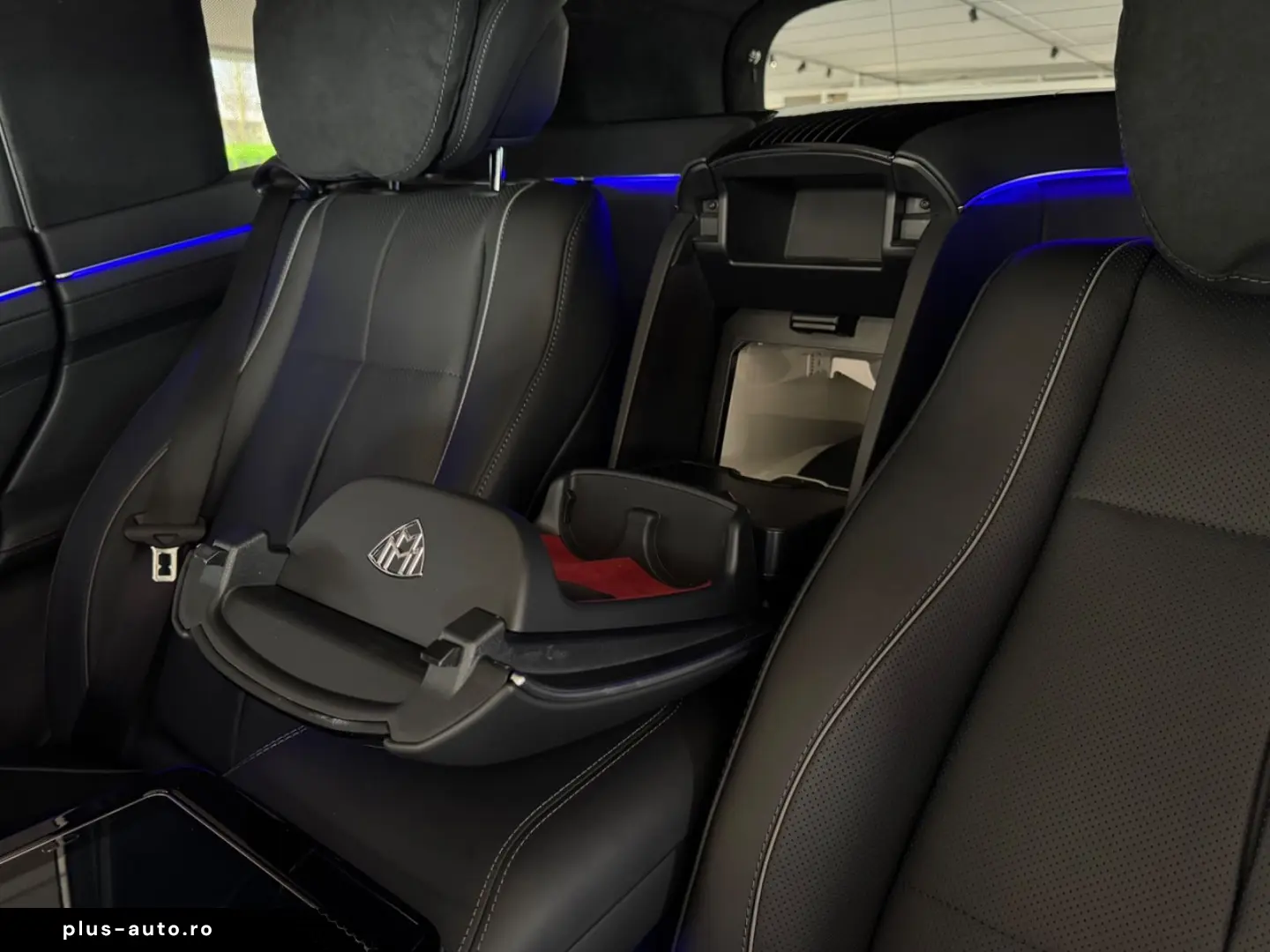 MERCEDES-BENZ GLS 600 Maybach   First-Class Fond Klapptische