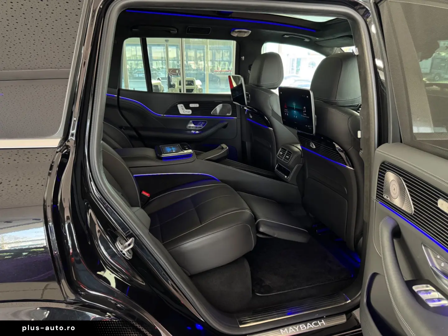 MERCEDES-BENZ GLS 600 Maybach   First-Class Fond Klapptische