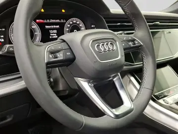 Audi Q8 TFSIe Q 2x S LINE MATRIX STDHZ