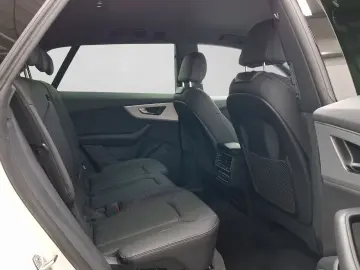 Audi Q8 TFSIe Q 2x S LINE MATRIX STDHZ