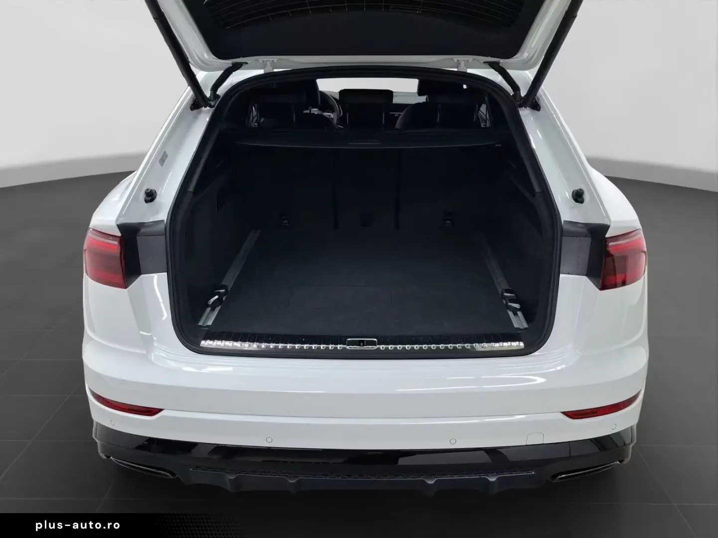 Audi Q8 TFSIe Q 2x S LINE MATRIX STDHZ