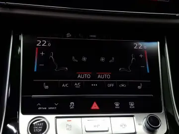 Audi Q8 TFSIe Q 2x S LINE MATRIX STDHZ