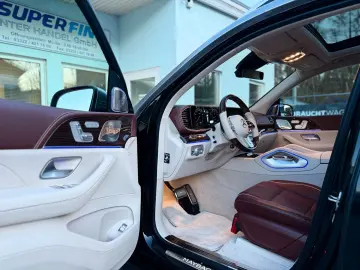 MERCEDES-BENZ GLS 600 Mercedes-Maybach GLS 600 4MATIC