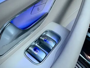 MERCEDES-BENZ GLS 600 Mercedes-Maybach GLS 600 4MATIC