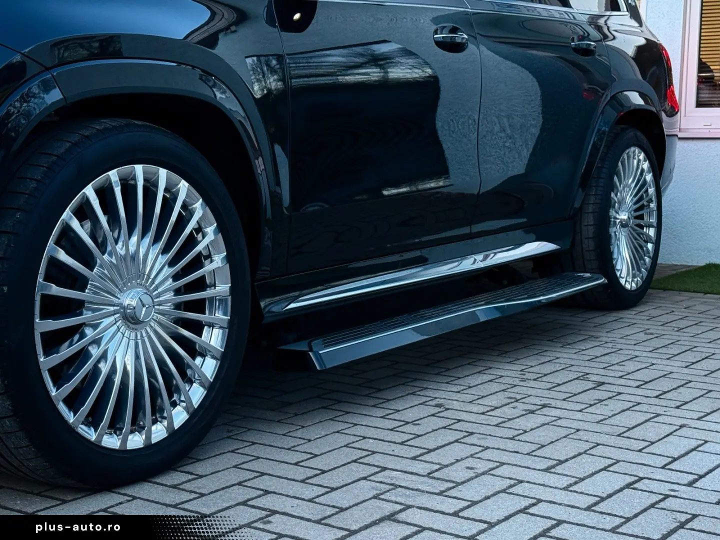 MERCEDES-BENZ GLS 600 Mercedes-Maybach GLS 600 4MATIC