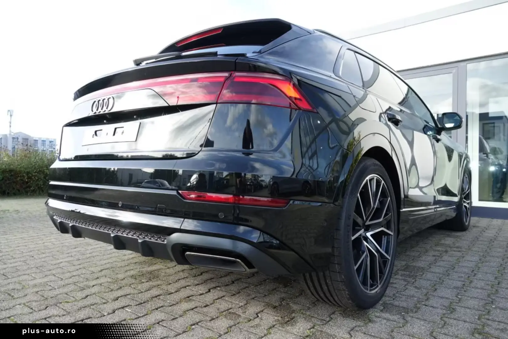 Audi Q8 55 TFSI e S-Line B O Pano Laser