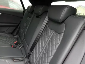 Audi Q8 55 TFSI e S-Line B O Pano Laser