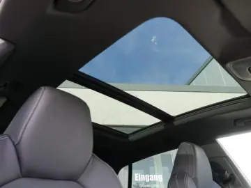 Audi Q8 55 TFSI e S-Line B O Pano Laser