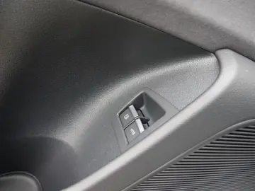 Audi Q8 55 TFSI e S-Line B O Pano Laser