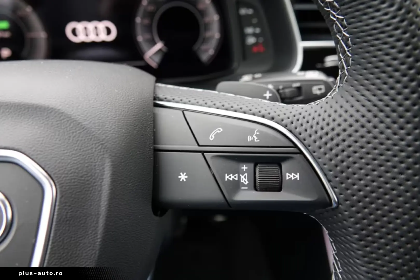 Audi Q8 55 TFSI e S-Line B O Pano Laser