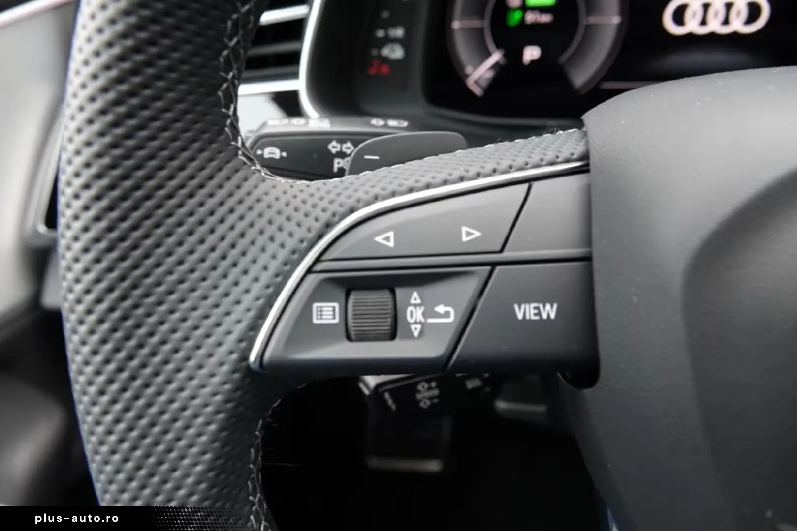 Audi Q8 55 TFSI e S-Line B O Pano Laser