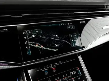 Audi Q8 60 TFSI e Quattro S-Line