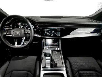 Audi Q8 60 TFSI e Quattro S-Line