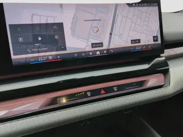 BMW 550e xDrive Limousine M Sport AHK Kamera LED