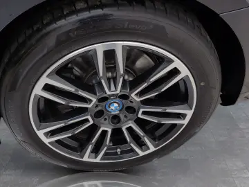 BMW 550e xDrive Limousine M Sport AHK Kamera LED