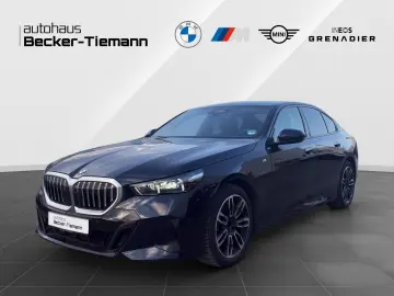 BMW 520d xDrive Lim. M Sport Pano AHK Standhz. DrivA