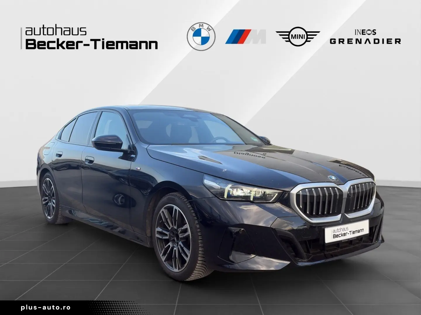 BMW 520d xDrive Lim. M Sport Pano AHK Standhz. DrivA