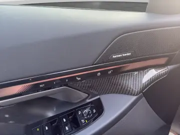 BMW 520d xDrive Lim. M Sport Pano AHK Standhz. DrivA