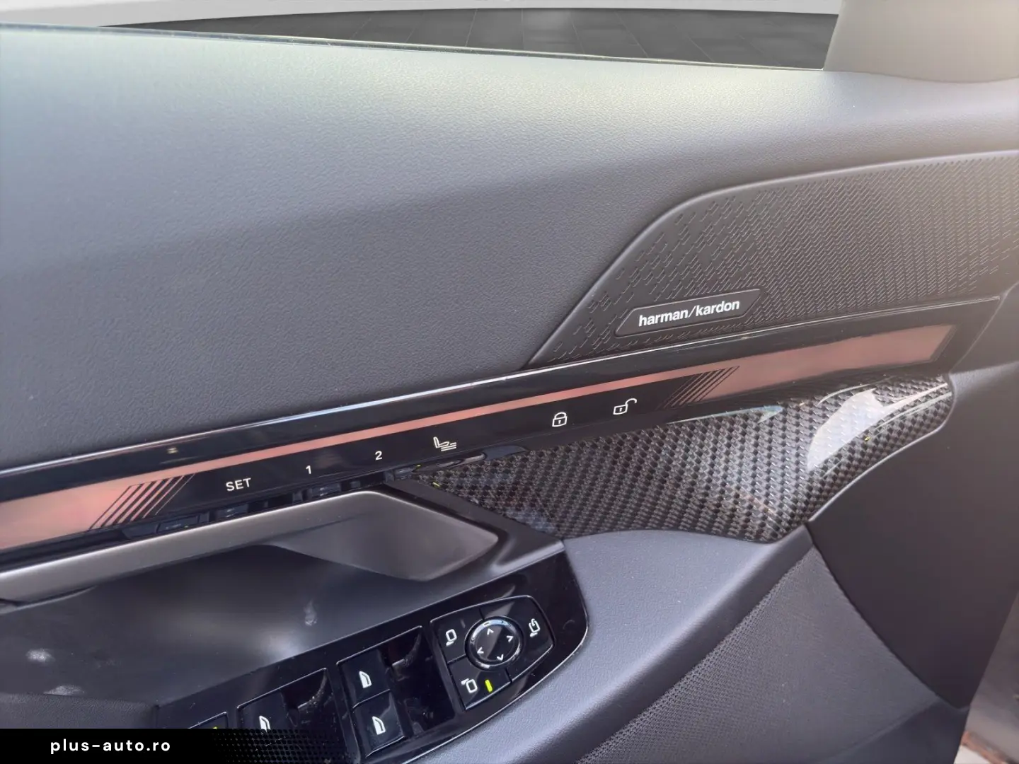 BMW 520d xDrive Lim. M Sport Pano AHK Standhz. DrivA