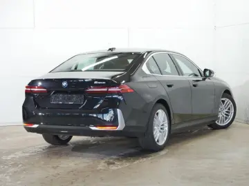 BMW 530e Limousine   GARANTIE-bis-12.2029
