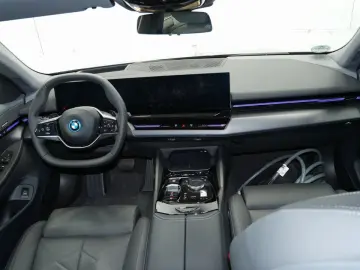 BMW 530e Limousine   GARANTIE-bis-12.2029