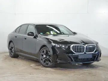 BMW 550e xDrive M Sport   GARANTIE-bis-07.2029