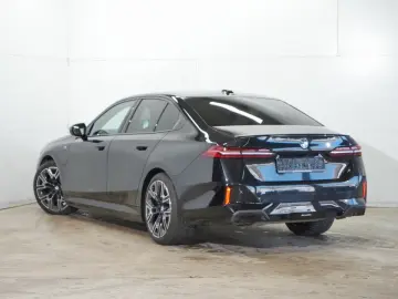 BMW 550e xDrive M Sport   GARANTIE-bis-07.2029