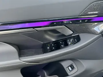 BMW 520d Lim. M-Sport 20-Zoll AHK GARANTIE-06 2030