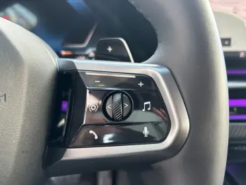 BMW 520d Lim. M-Sport 20-Zoll AHK GARANTIE-06 2030