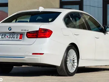 BMW Seria 3 318d Aut. Luxury Line