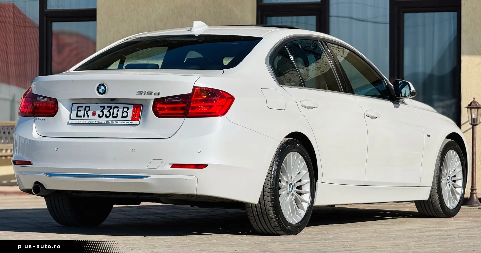 BMW Seria 3 318d Aut. Luxury Line