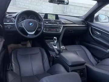 BMW Seria 3 318d Aut. Luxury Line