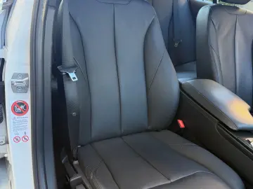 BMW Seria 3 318d Aut. Luxury Line