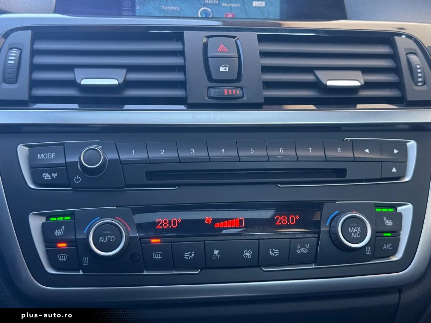 BMW Seria 3 318d Aut. Luxury Line