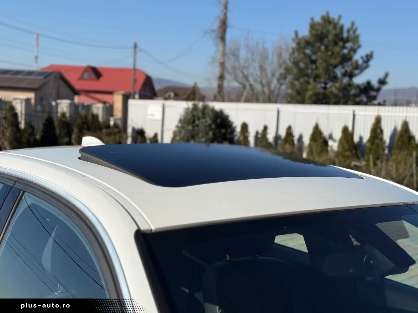 BMW Seria 3 318d Aut. Luxury Line