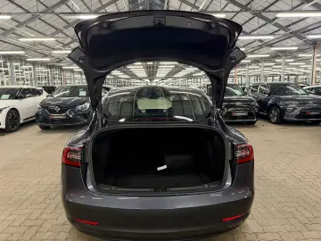 TESLA Model 3 Long Range Dual  75 kWh AWD ACC Kamera