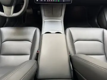 TESLA Model 3 Long Range Dual  75 kWh AWD ACC Kamera