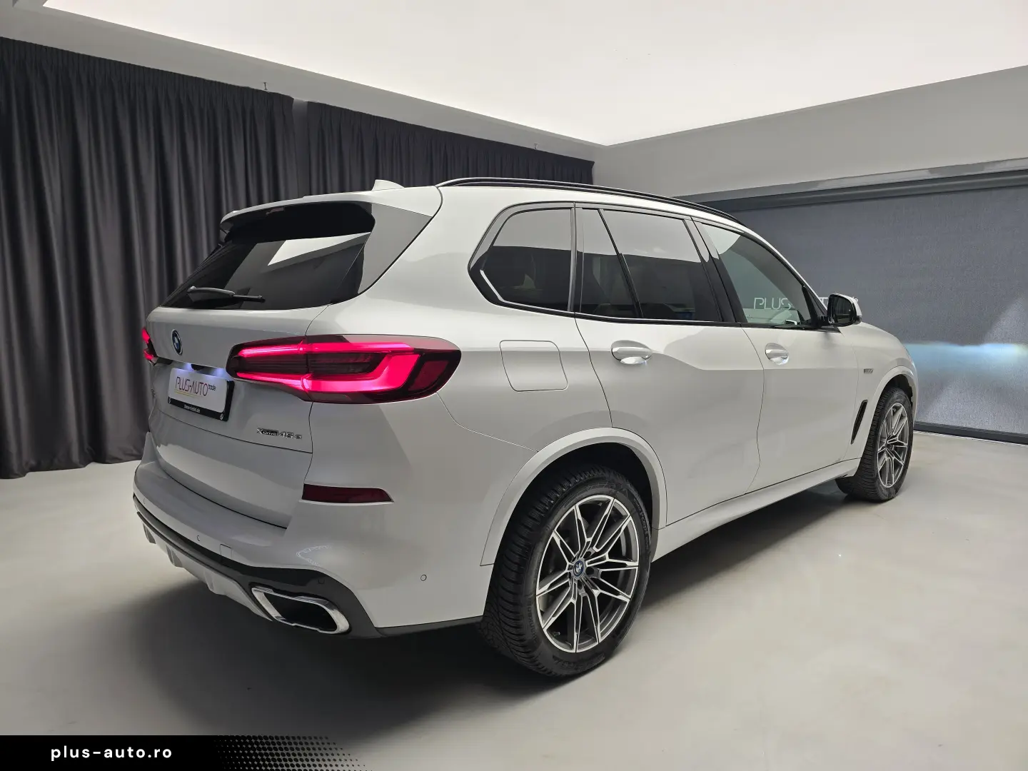 BMW X5 xDrive 45e Hybrid M Packet