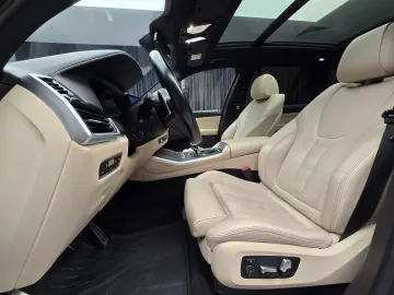 BMW X5 xDrive 45e Hybrid M Packet