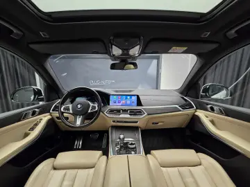 BMW X5 xDrive 45e Hybrid M Packet