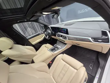 BMW X5 xDrive 45e Hybrid M Packet