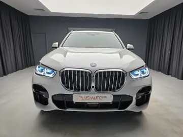 BMW X5 xDrive 45e Hybrid M Packet