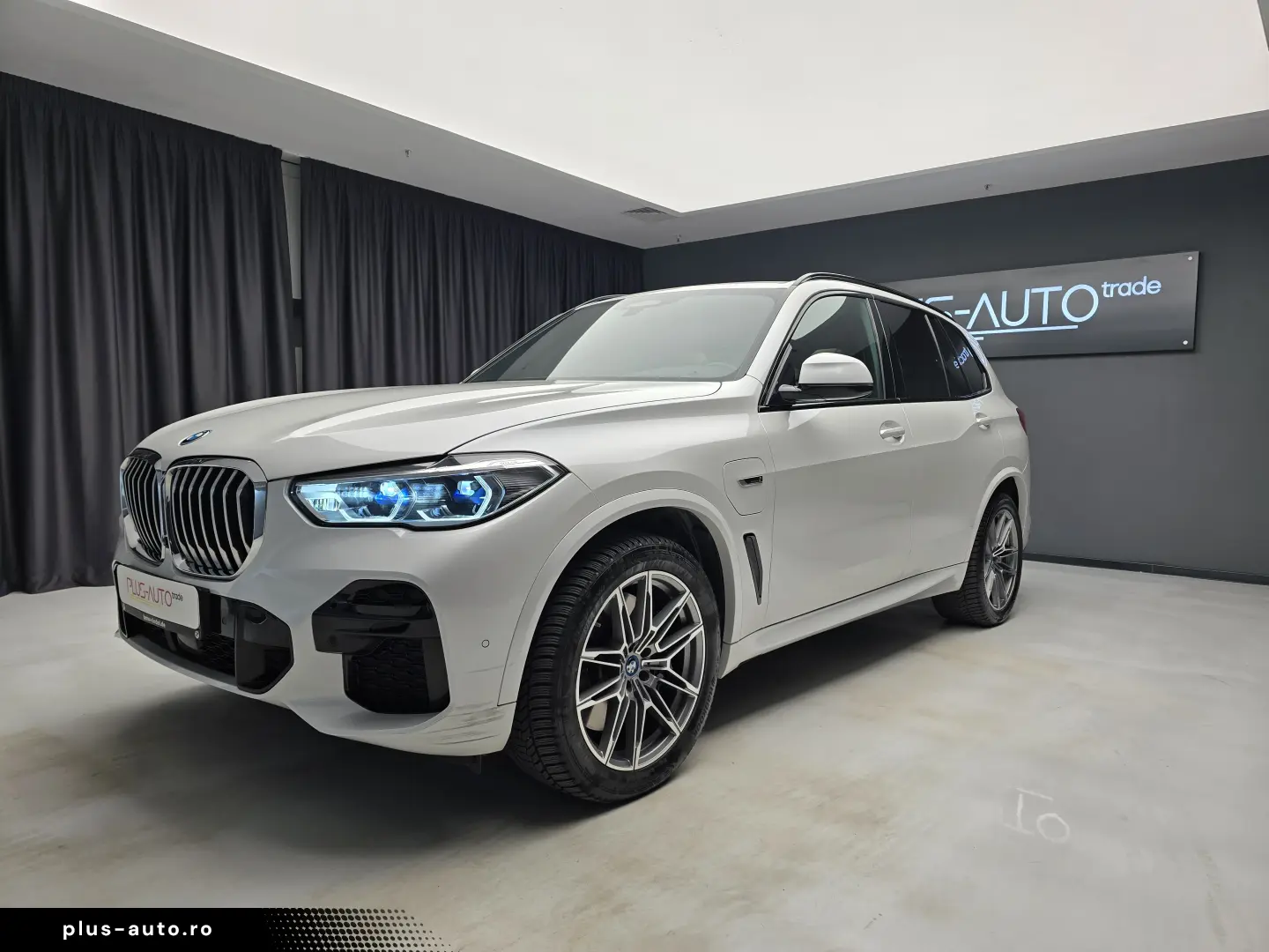 BMW X5 xDrive 45e Hybrid M Packet