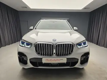 BMW X5 xDrive 45e Hybrid M Packet